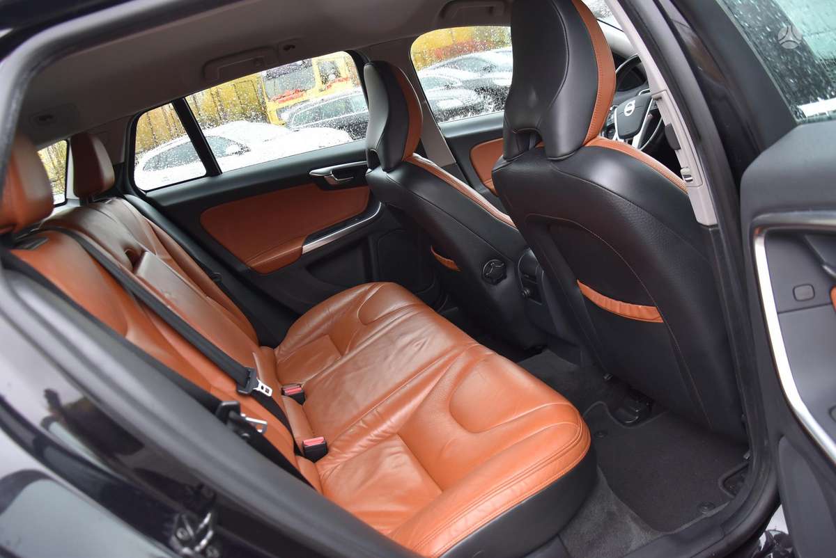 Volvo V60, 2.0 l., Универсал