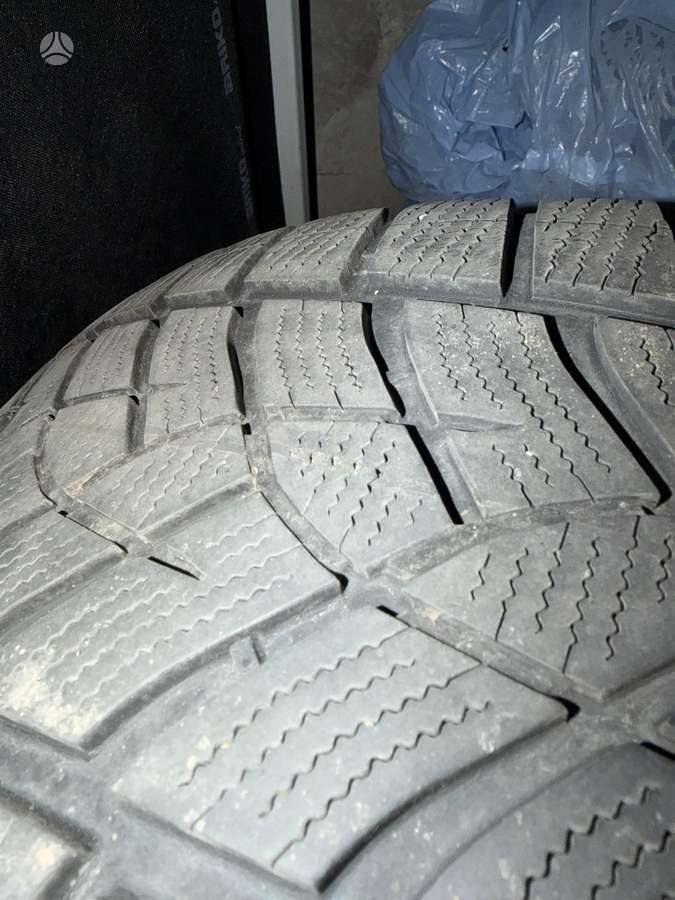 Goodyear Ultragrip Performance, зимние 255/50 R19