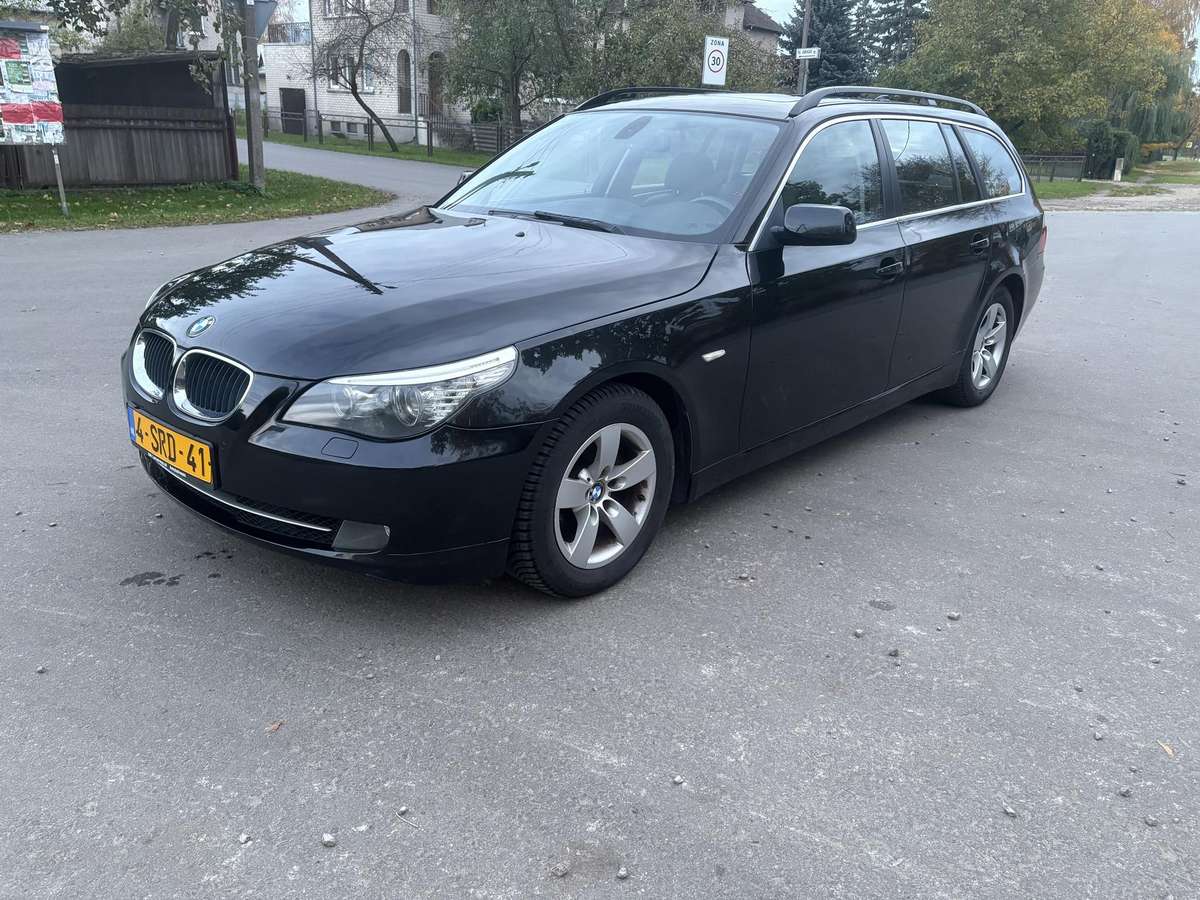 BMW 520