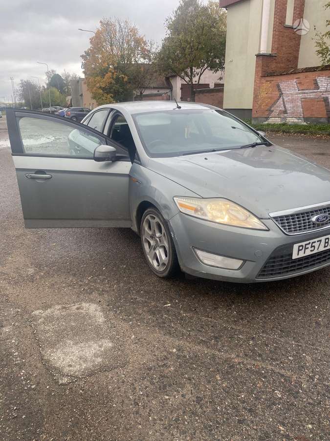 Ford Mondeo, 2.0 l., hatchback