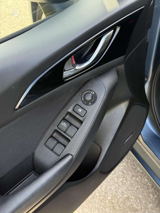 Mazda 3, 2.2 l., hatchback