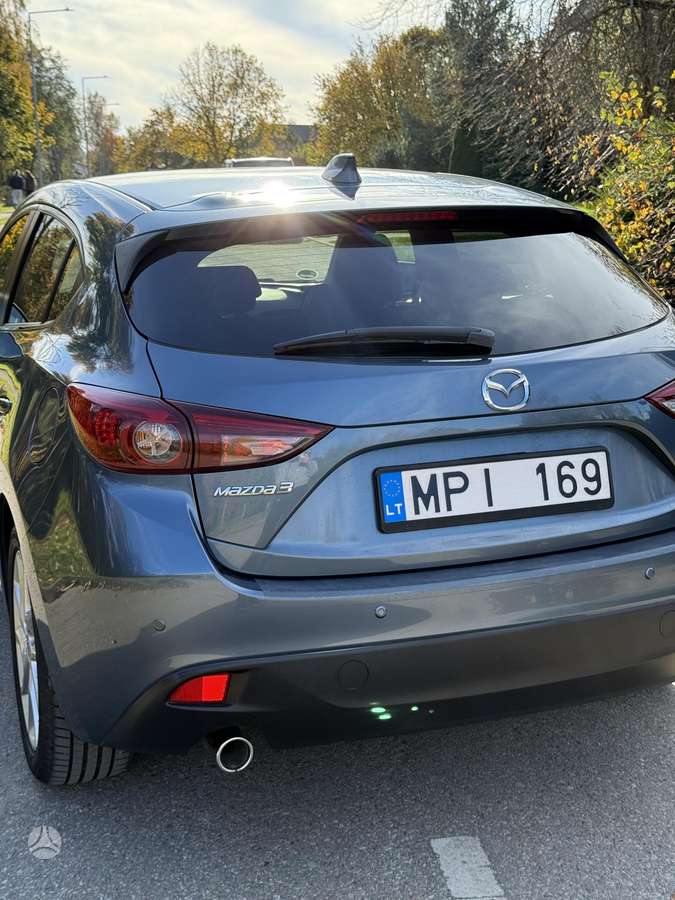 Mazda 3, 2.2 l., hatchback