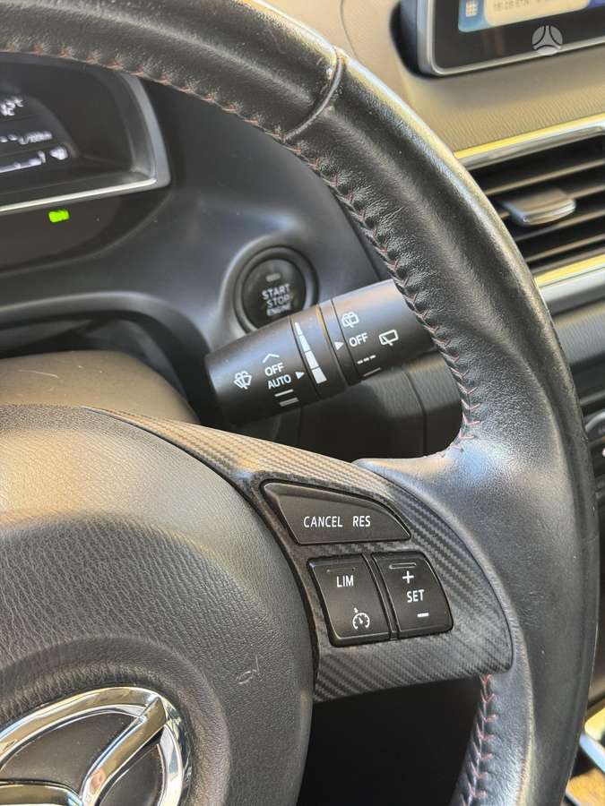 Mazda 3, 2.2 l., hatchback