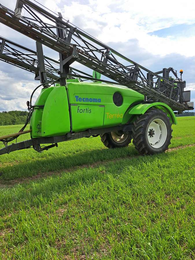 Technoma Fortis Terrea, sprayers