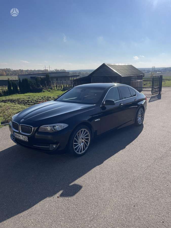 BMW 525