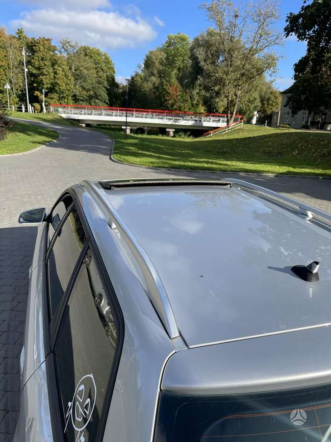 Audi A4, Универсал