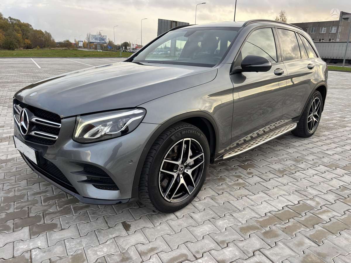 Mercedes-Benz GLC350