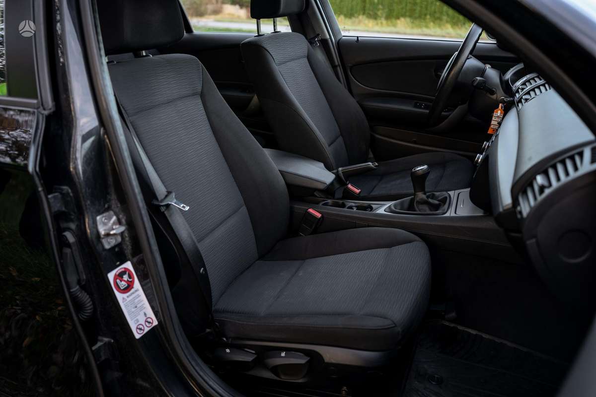 BMW 118, 2.0 l., Хэтчбек