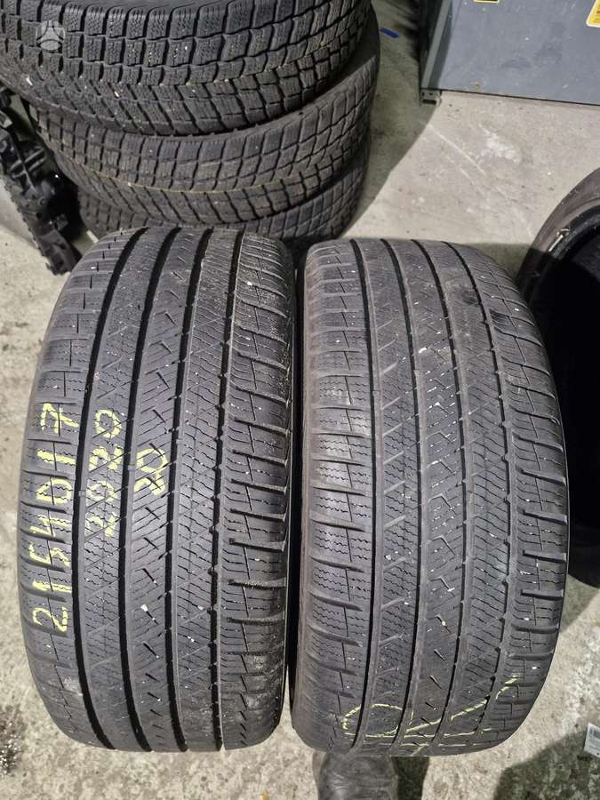 Vredestein, всесезонные 215/40 R17