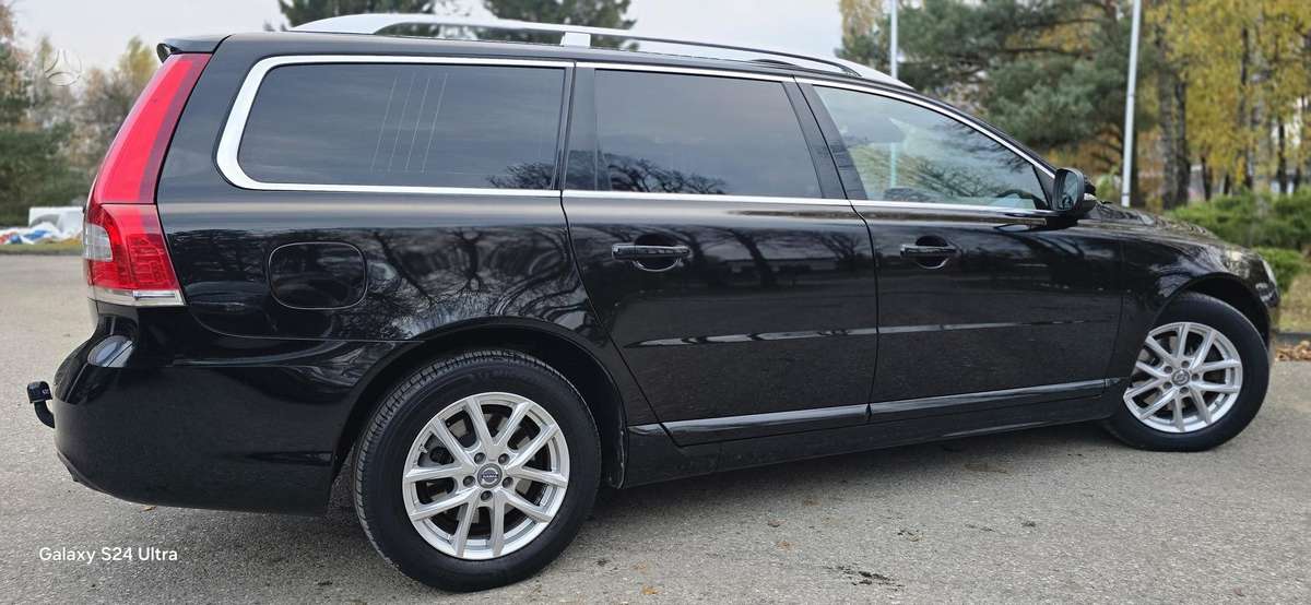 Volvo V70, 2.0 l., Универсал