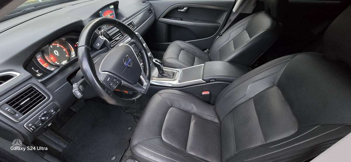 Volvo V70, 2.0 l., Универсал