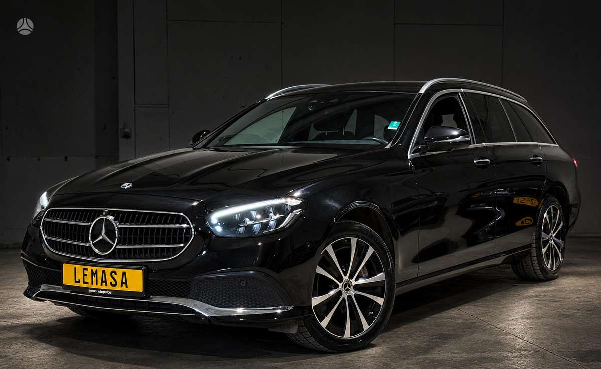 Mercedes-Benz E300
