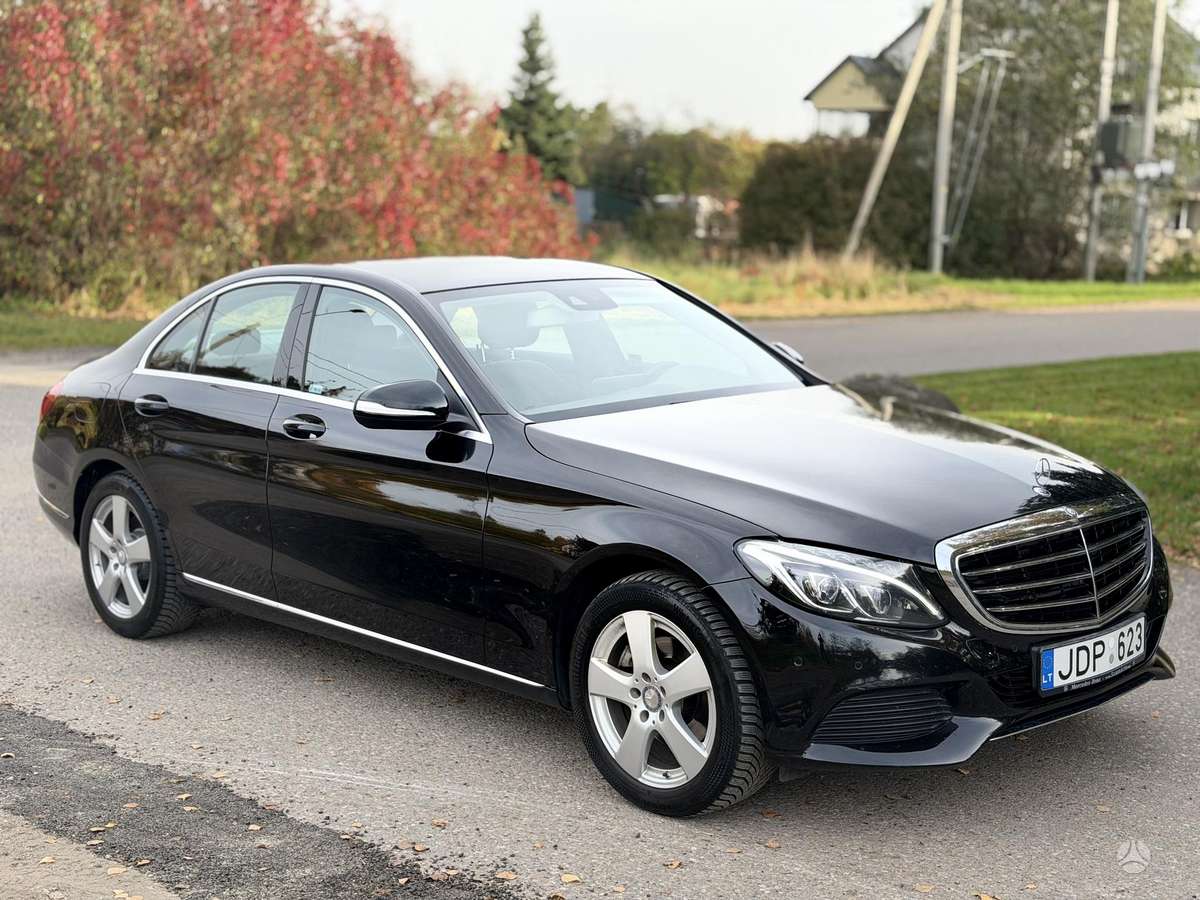 Mercedes-Benz C220