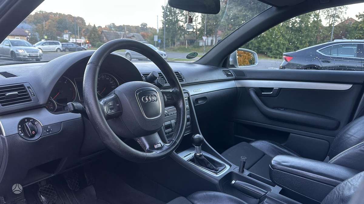 Audi A4, 2.0 l., universalas