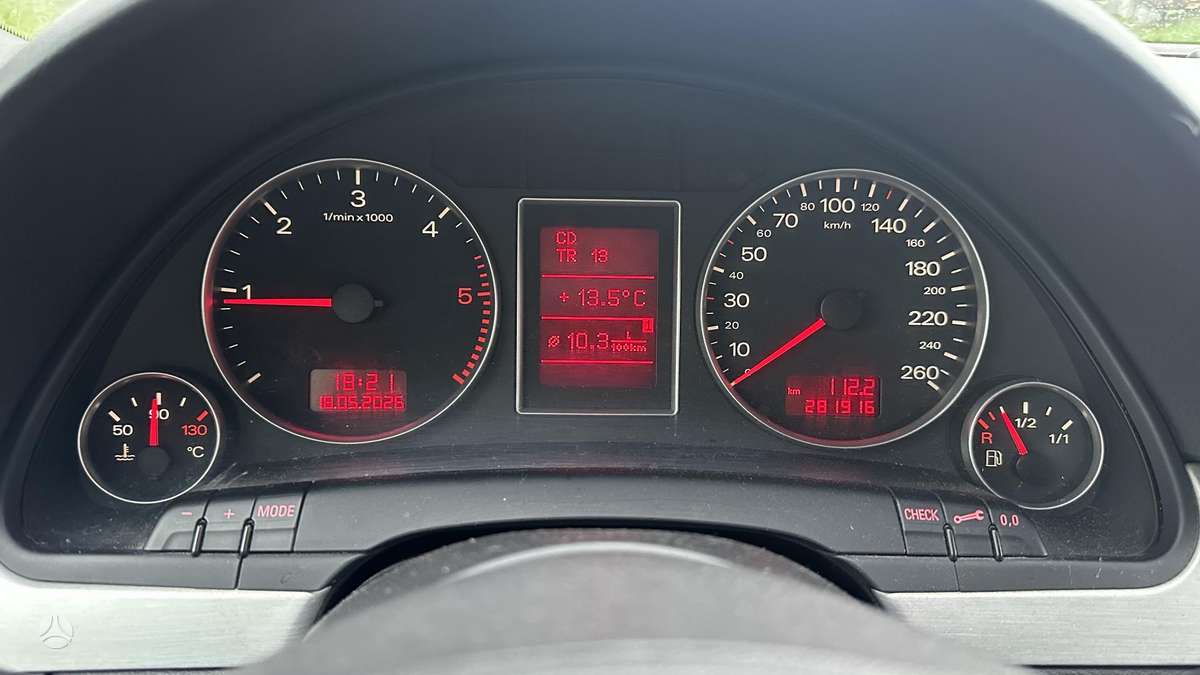 Audi A4, 2.0 l., universalas