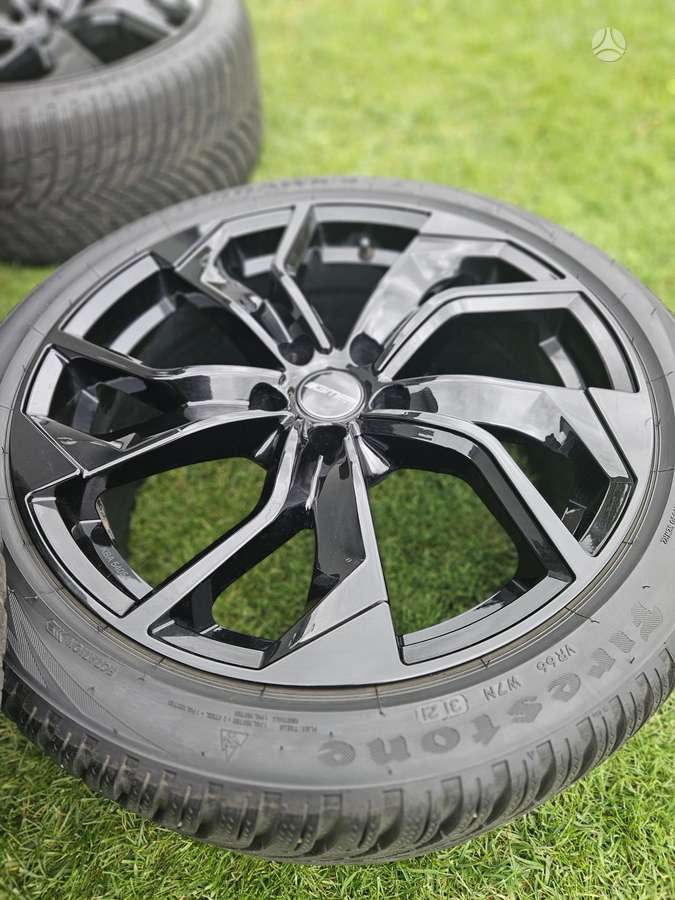 Firestone, зимние 245/40 R19