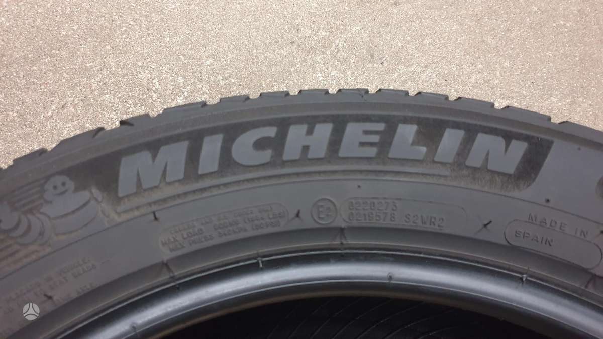 Michelin CrossClimate 2, summer 235/55 R18