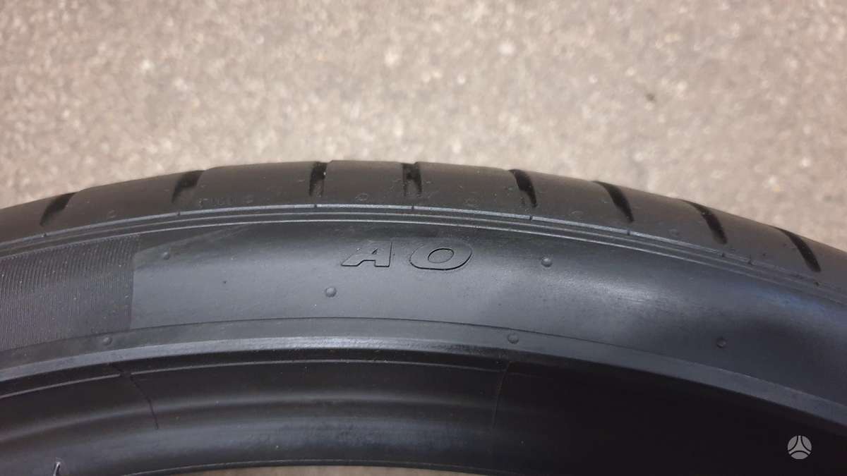 Pirelli PZero TM, летние 285/30 R22