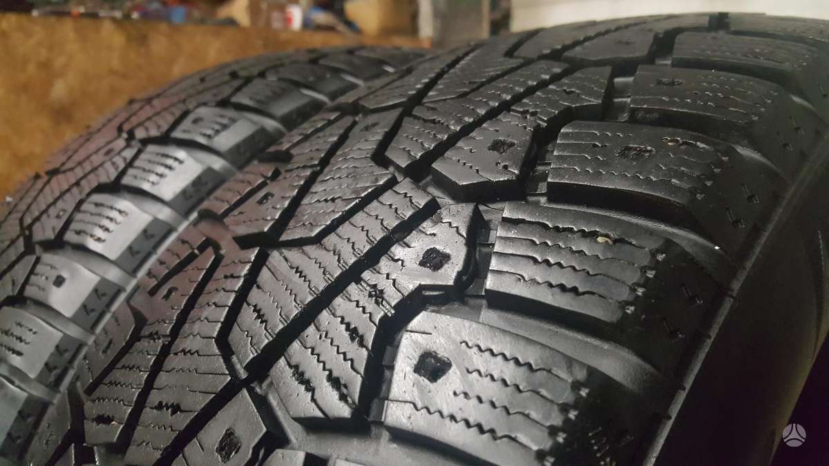 Pirelli ICE ZERO, зимние 215/55 R17