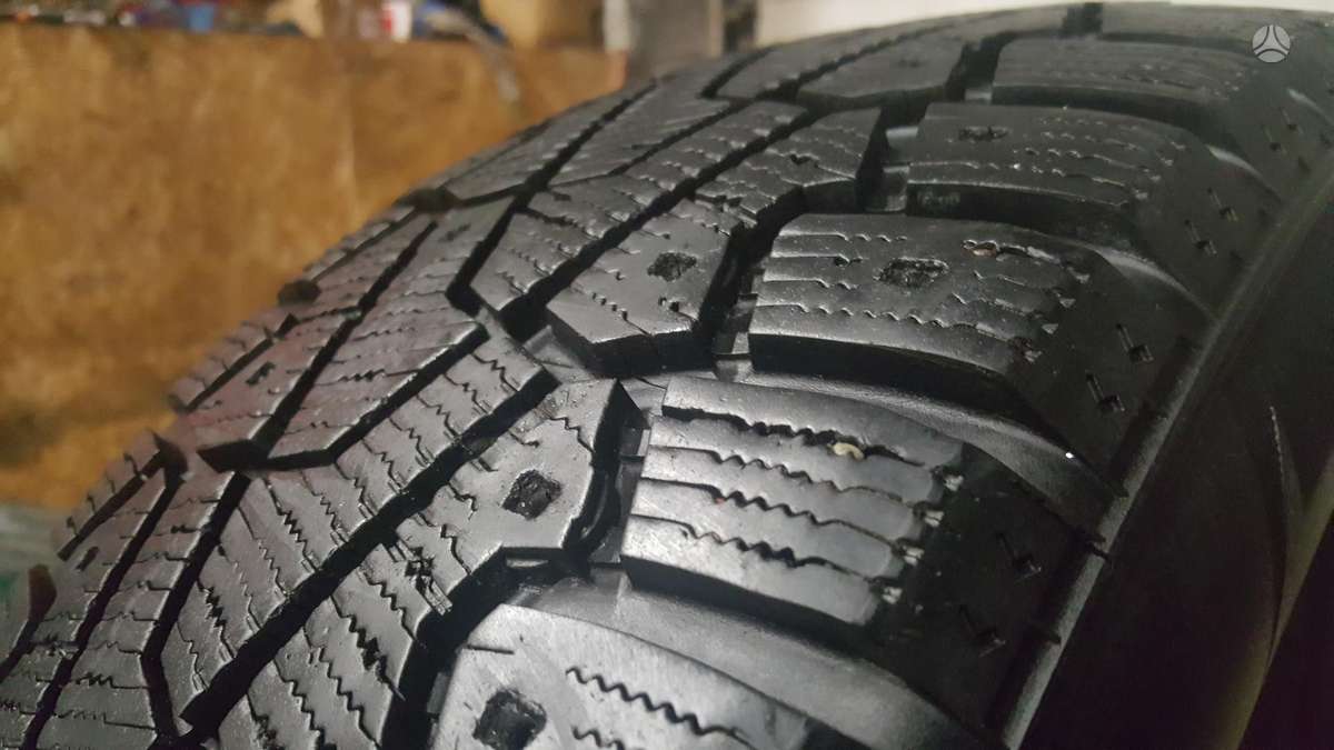 Pirelli ICE ZERO, зимние 215/55 R17
