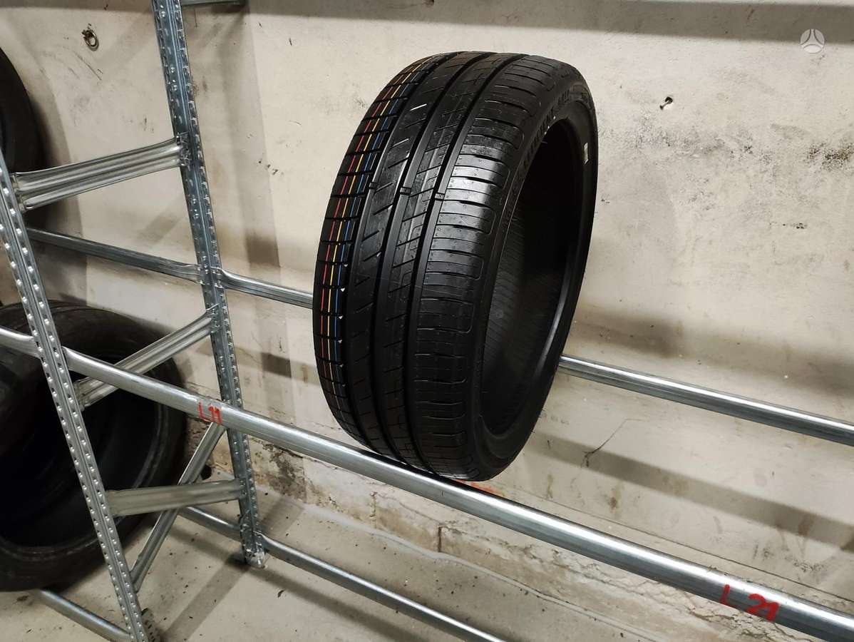 Goodyear EfficientGripPerformance, летние 195/40 R17