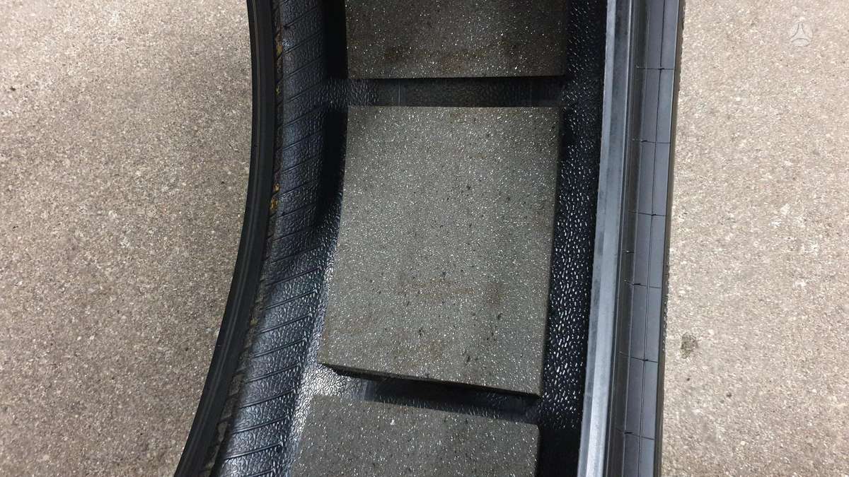 Pirelli PZero TM, летние 275/35 R22