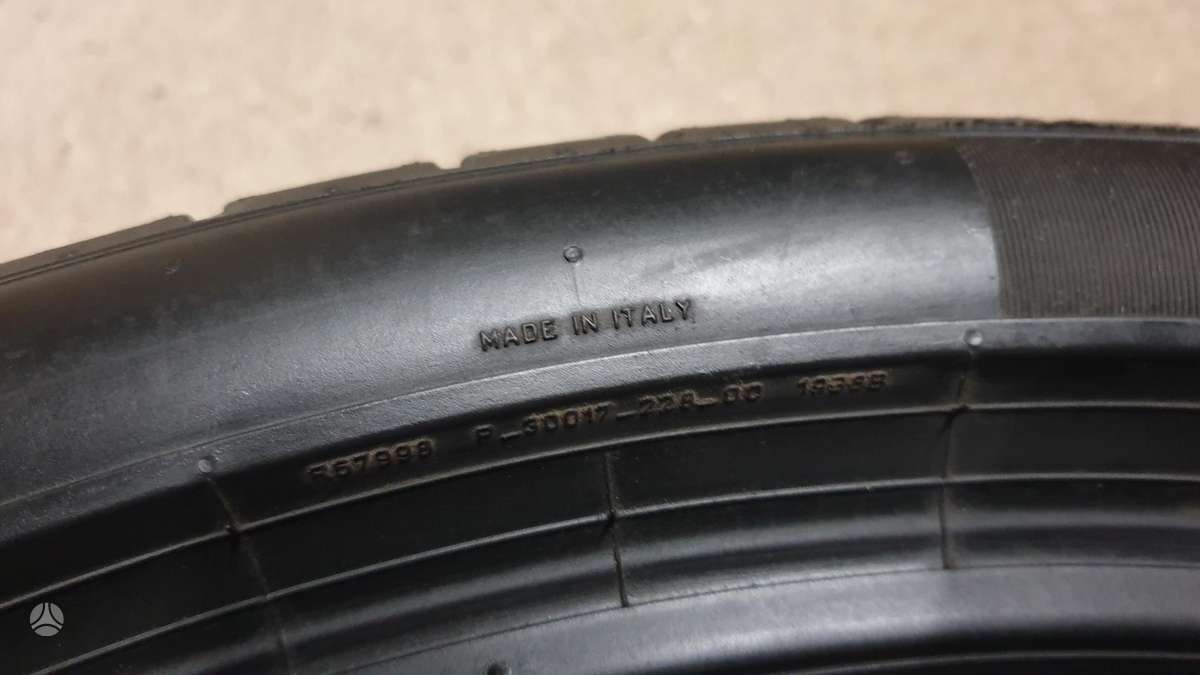 Pirelli PZero TM, летние 275/35 R22