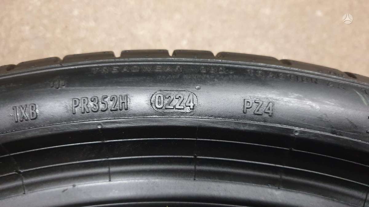 Pirelli PZero TM, летние 275/35 R22