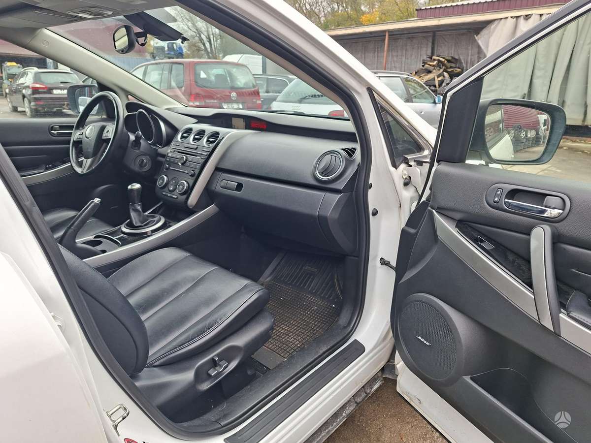 Mazda CX-7 dalimis
