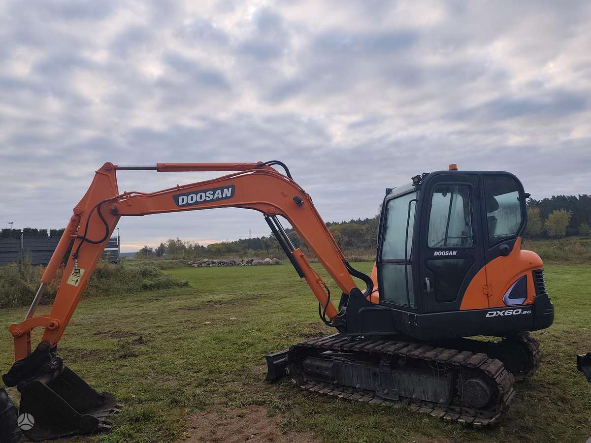 Doosan 5700, mini ekskavatoriai