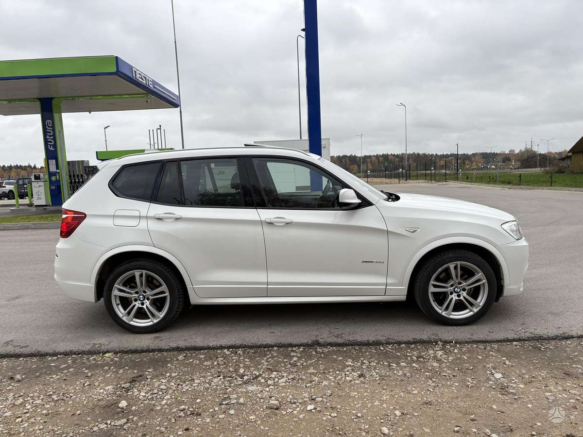 BMW X3, 3.0 l., off-road / crossover