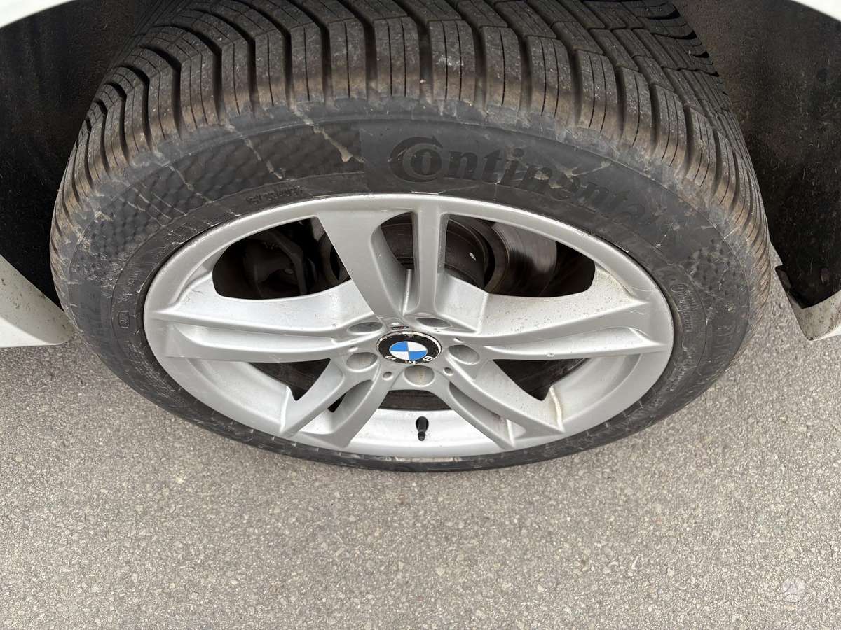 BMW X3, 3.0 l., off-road / crossover