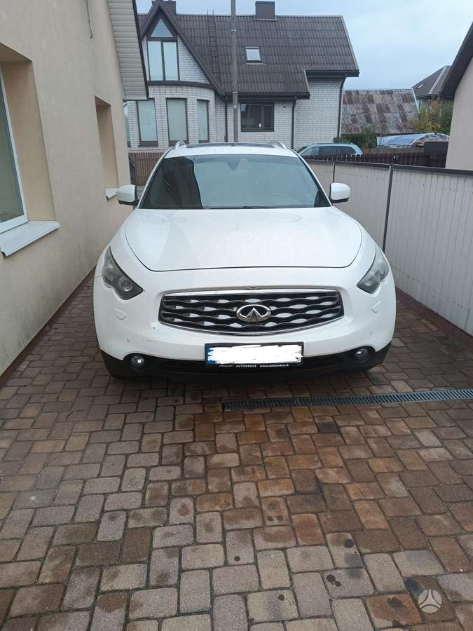 Infiniti FX30
