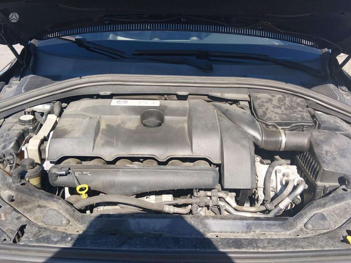 Volvo XC60 for parts