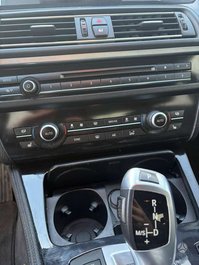 BMW 520, 2.0 l., Седан