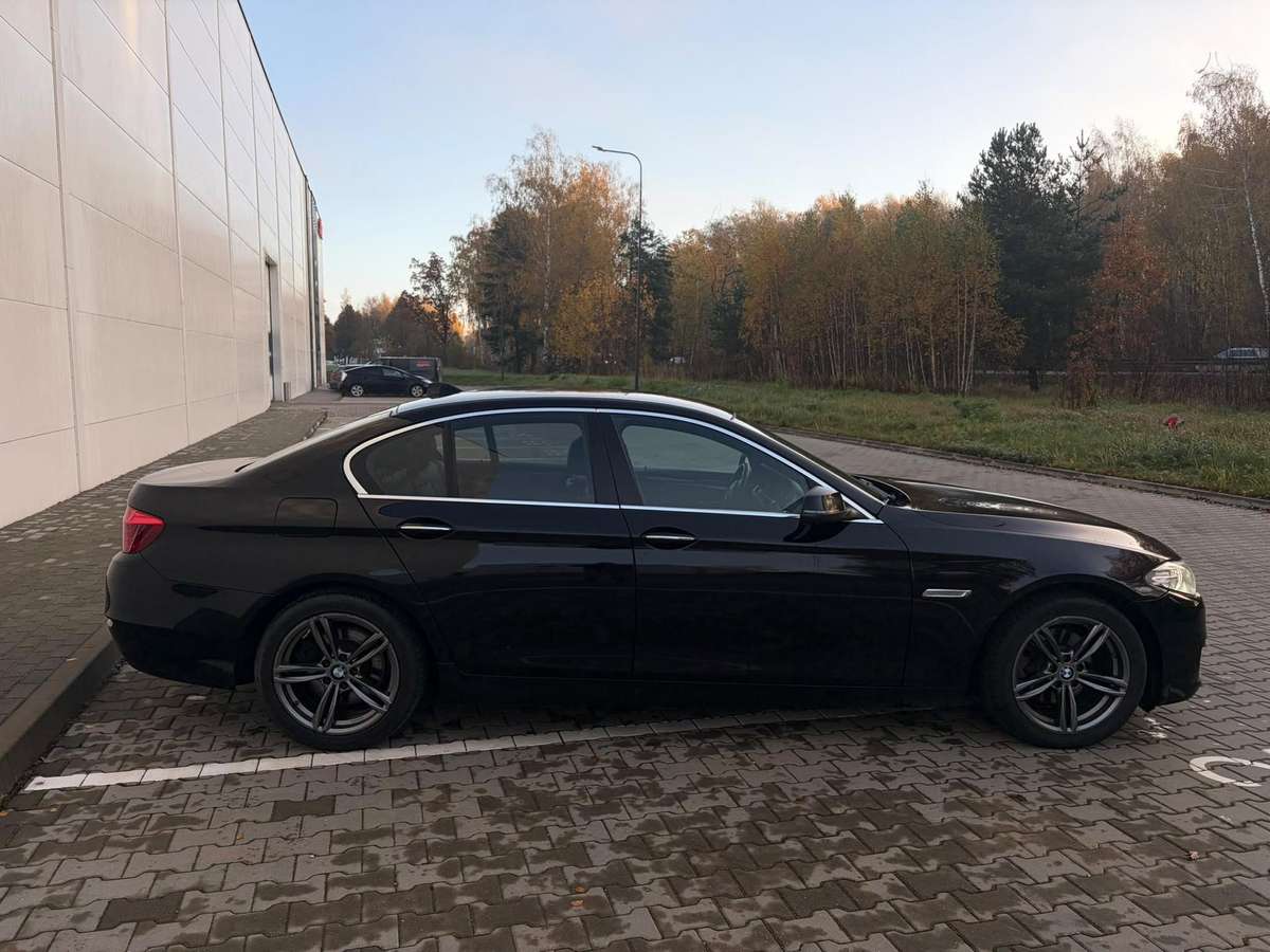 BMW 520, 2.0 l., Седан