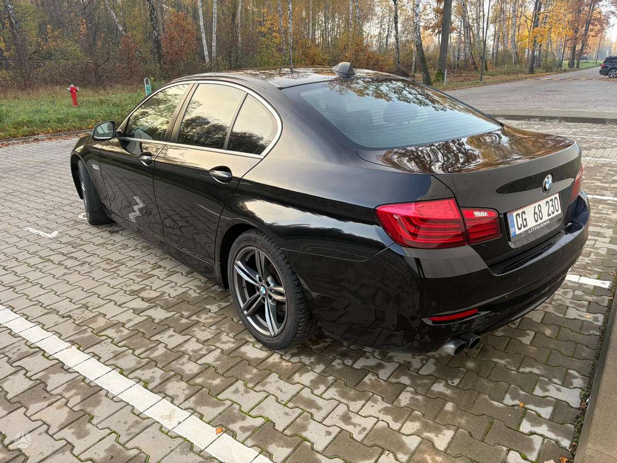 BMW 520, 2.0 l., Седан