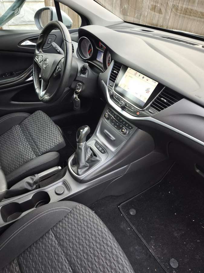 Opel Astra Z176 spalva