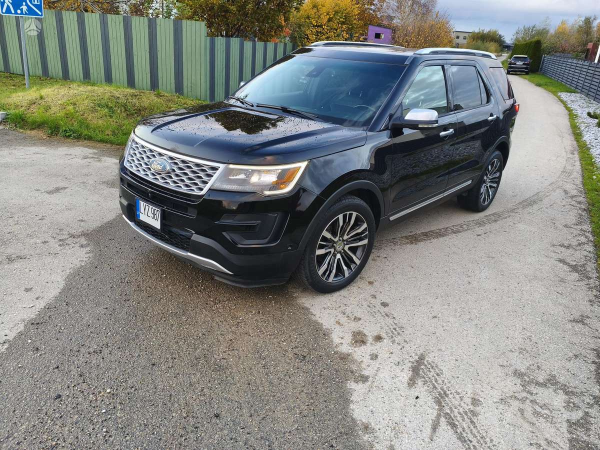 Ford Explorer