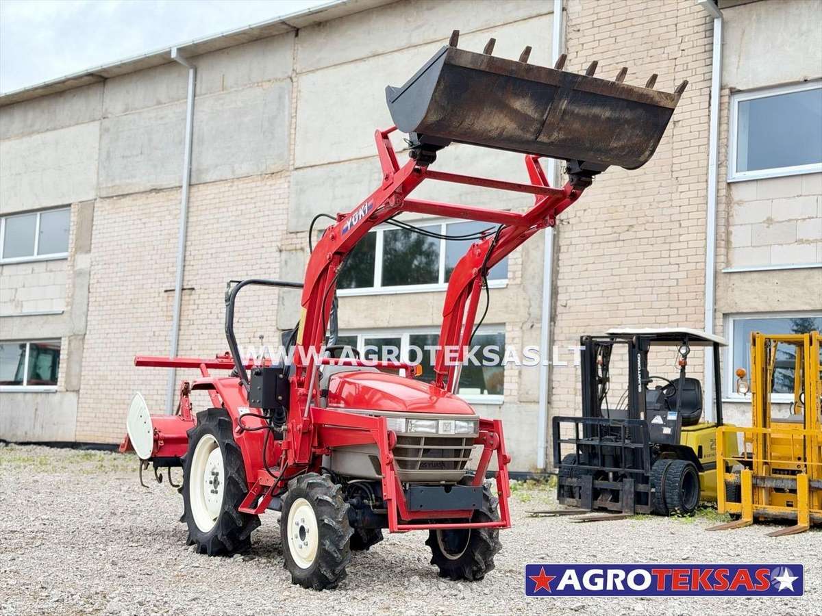 Kubota Įvairūs modeliai, тракторы