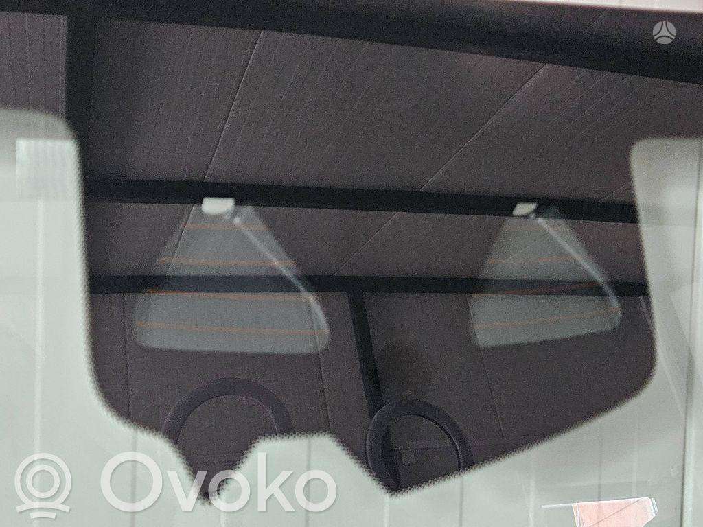 Mercedes-Benz EQE стёкла