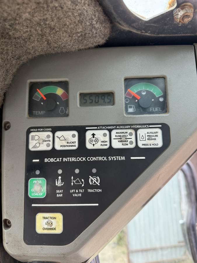 Bobcat T190, mini krautuvai
