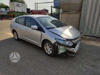 Honda Insight dalimis