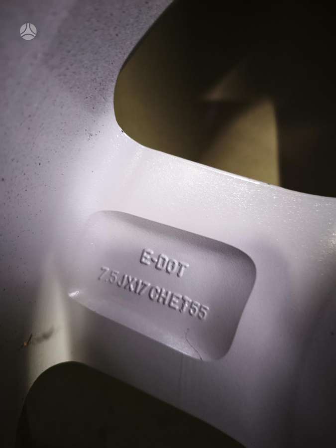 Land Rover, light alloy, R17