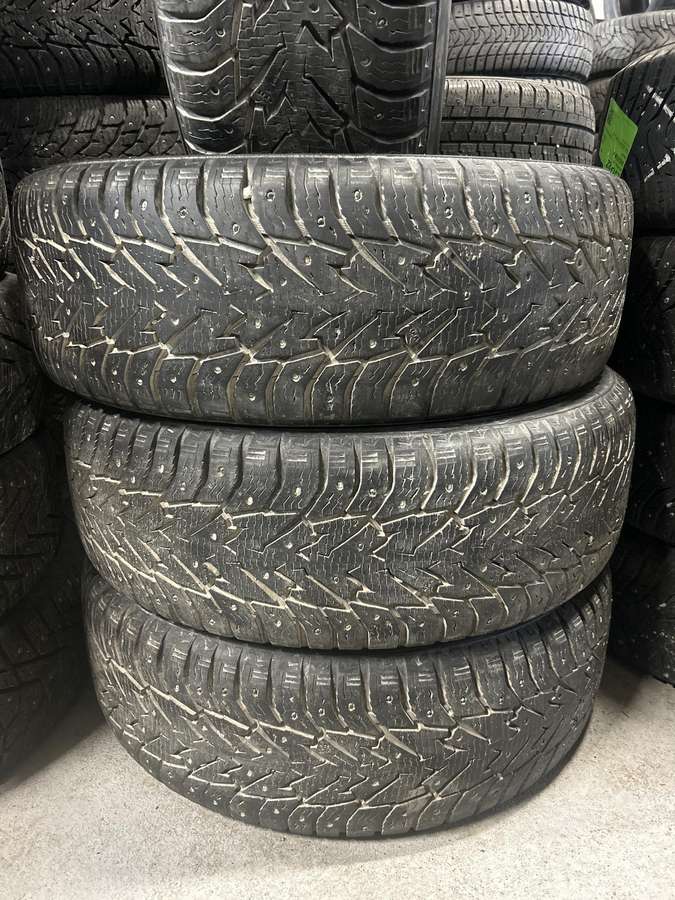 Bridgestone, зимние 245/70 R16