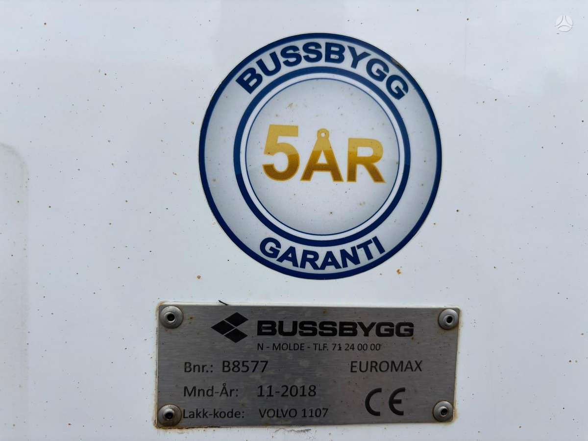 Volvo FM 330, box trucks / box vans