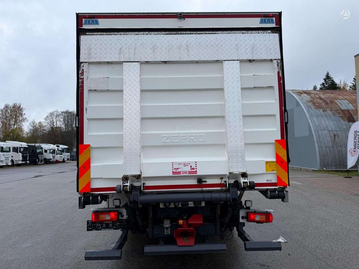 Volvo FM460, refrigerated trucks
