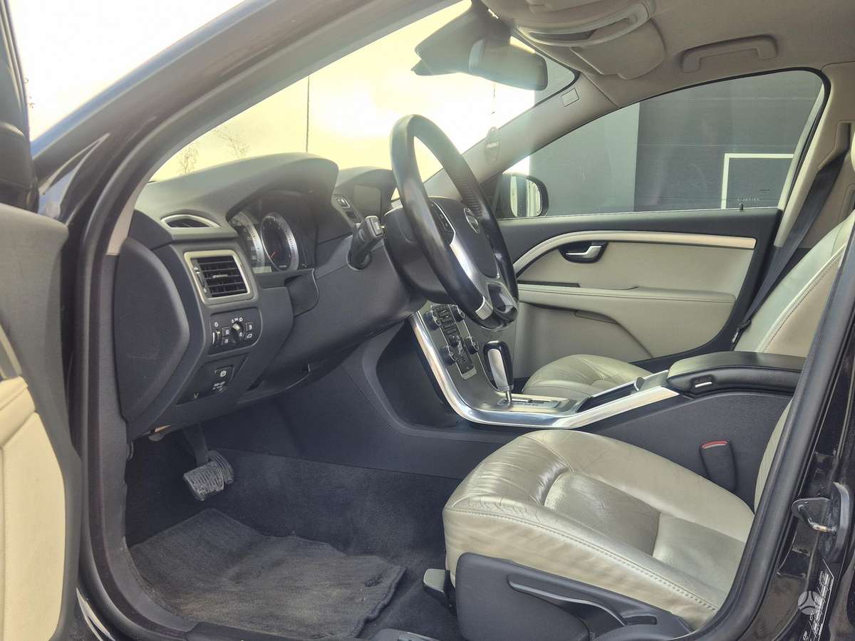 Volvo V70, 2.0 l., Универсал