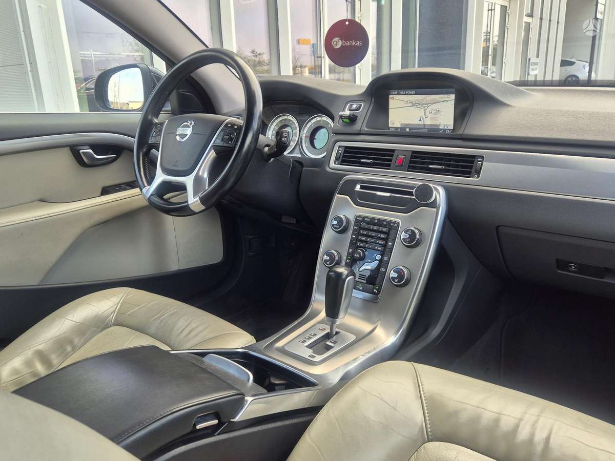 Volvo V70, 2.0 l., Универсал