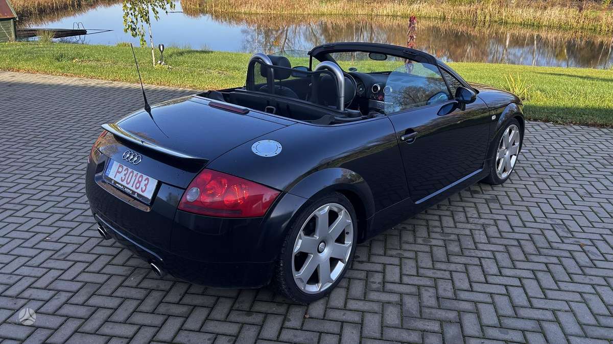 Audi TT, 1.8 l., convertible